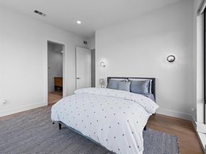 1010  Mobile Street , Dallas Texas 75208