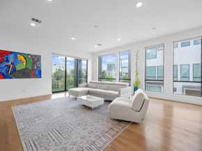 1010  Mobile Street , Dallas Texas 75208