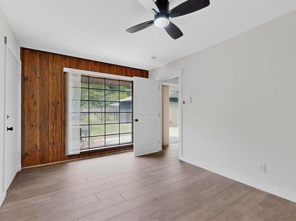 3023  Lasca Street , Dallas Texas 75227