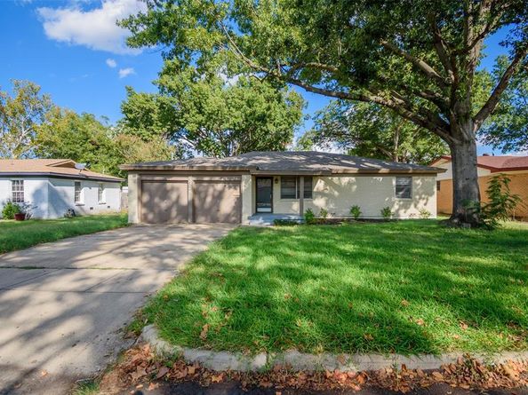 3328  Hedrick Street , Fort Worth Texas 76111
