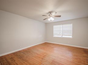 3328  Hedrick Street , Fort Worth Texas 76111