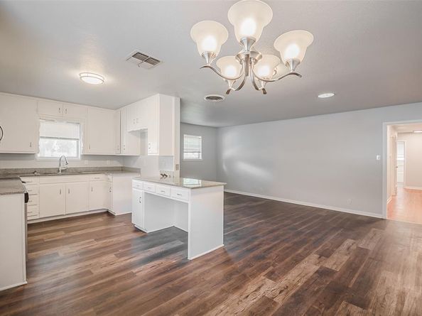 3328  Hedrick Street , Fort Worth Texas 76111