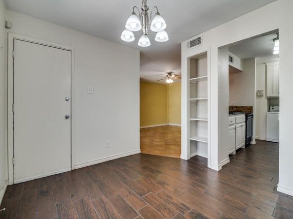 2009  Town Court , Garland Texas 75041