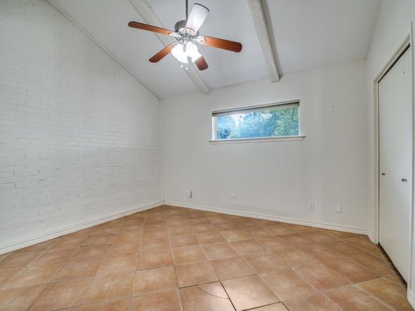 2009  Town Court , Garland Texas 75041