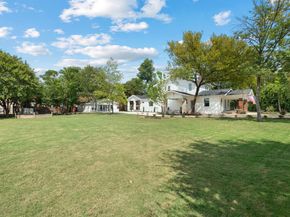 307  Huffhines Street , Richardson Texas 75081