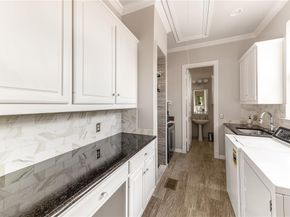 10110  Betty Jane Lane , Dallas Texas 75229