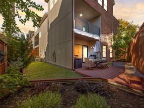 2623 N Garrett Avenue , Dallas Texas 75206