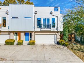 1262 N Prairie Avenue , Dallas Texas 75204