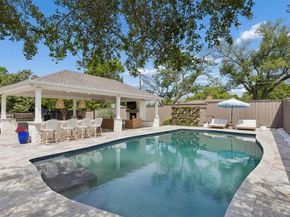 7439  Stonecrest Drive , Dallas Texas 75254