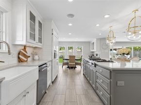 7439  Stonecrest Drive , Dallas Texas 75254