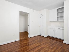 5516  Beaty Street , Fort Worth Texas 76112