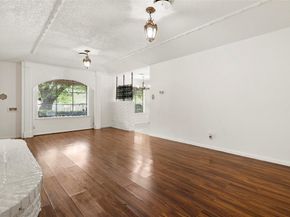 5516  Beaty Street , Fort Worth Texas 76112