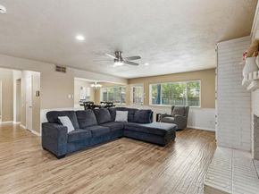 304  Lark Lane , Euless Texas 76039