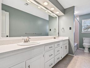2010  Heatherbrook Drive , Grapevine Texas 76051