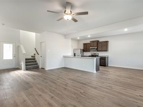 932  Cawthorne Trail , Fort Worth Texas 76108