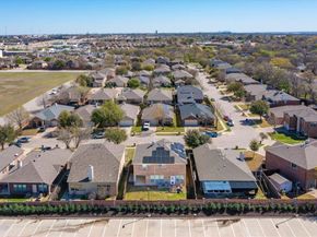 306  Salsbury Drive , Euless Texas 76040