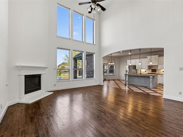 1001  Jessica Lane , Prosper Texas 75078