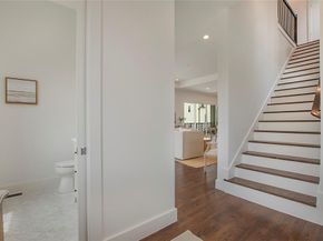 1029  Mobile Street , Dallas Texas 75208