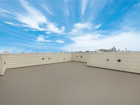 1029  Mobile Street , Dallas Texas 75208