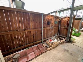 3904  Rawlins Street  109, Dallas Texas 75219