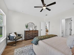 2705 S Jones Street , Fort Worth Texas 76104