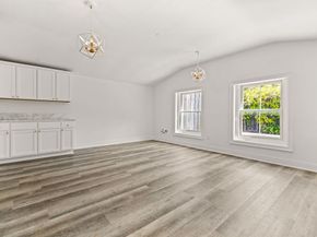 4684 S Versailles Avenue , Highland Park Texas 75209
