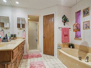 217  Faircrest Drive , Garland Texas 75040