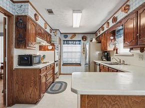 217  Faircrest Drive , Garland Texas 75040