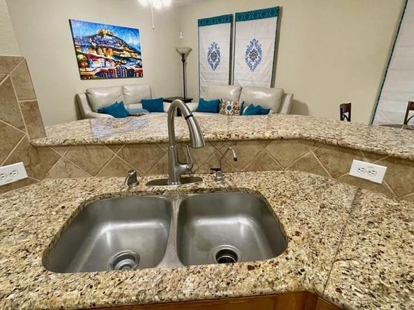 703  Chestnut Hill Drive , Allen Texas 75013