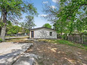 3500  Baylor  , Fort Worth Texas 76119