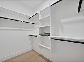 1405  Barry Avenue , Dallas Texas 75223