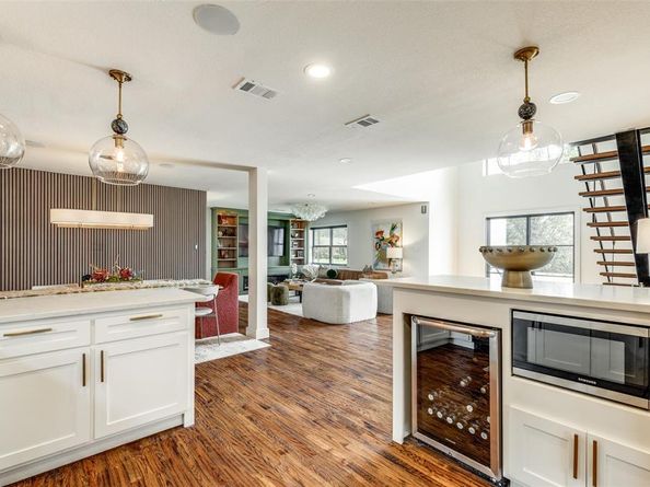 9831  Lakemont Drive , Dallas Texas 75220