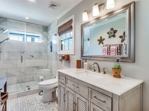 5917  Kenwood  , Dallas Texas 75206