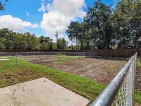 4500  Valentine Street , Fort Worth Texas 76107