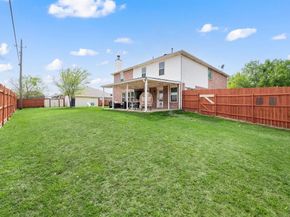 1040  Canyon Drive , Justin Texas 76247
