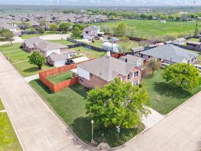 1040  Canyon Drive , Justin Texas 76247
