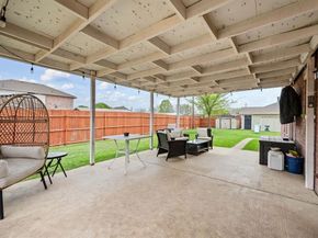 1040  Canyon Drive , Justin Texas 76247