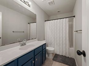 1040  Canyon Drive , Justin Texas 76247