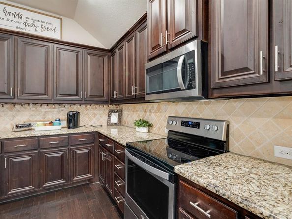 316  Primrose Court , Glenn Heights Texas 75154