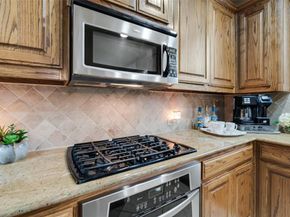 931  Senna Drive , Lantana Texas 76226