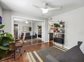 2702  Douglas Avenue  127, Dallas Texas 75219