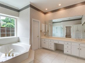 8607  Cherry Hill Drive , Dallas Texas 75243