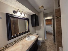 1613 S Bent Tree Trail , Grand Prairie Texas 75052