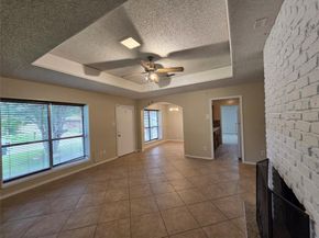 1613 S Bent Tree Trail , Grand Prairie Texas 75052