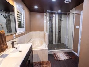 10872  Caprock Circle , Dallas Texas 75218