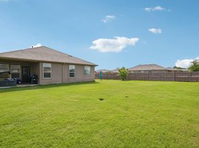 439  Helm Lane , Azle Texas 76020