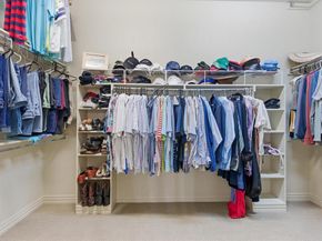 2115 N Hill Drive , Irving Texas 75038