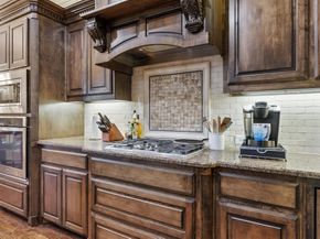 2115 N Hill Drive , Irving Texas 75038