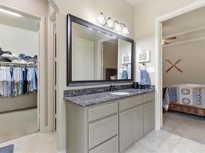 2115 N Hill Drive , Irving Texas 75038