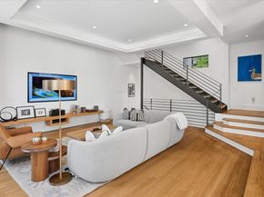 432  Trinity River Circle , Dallas Texas 75203
